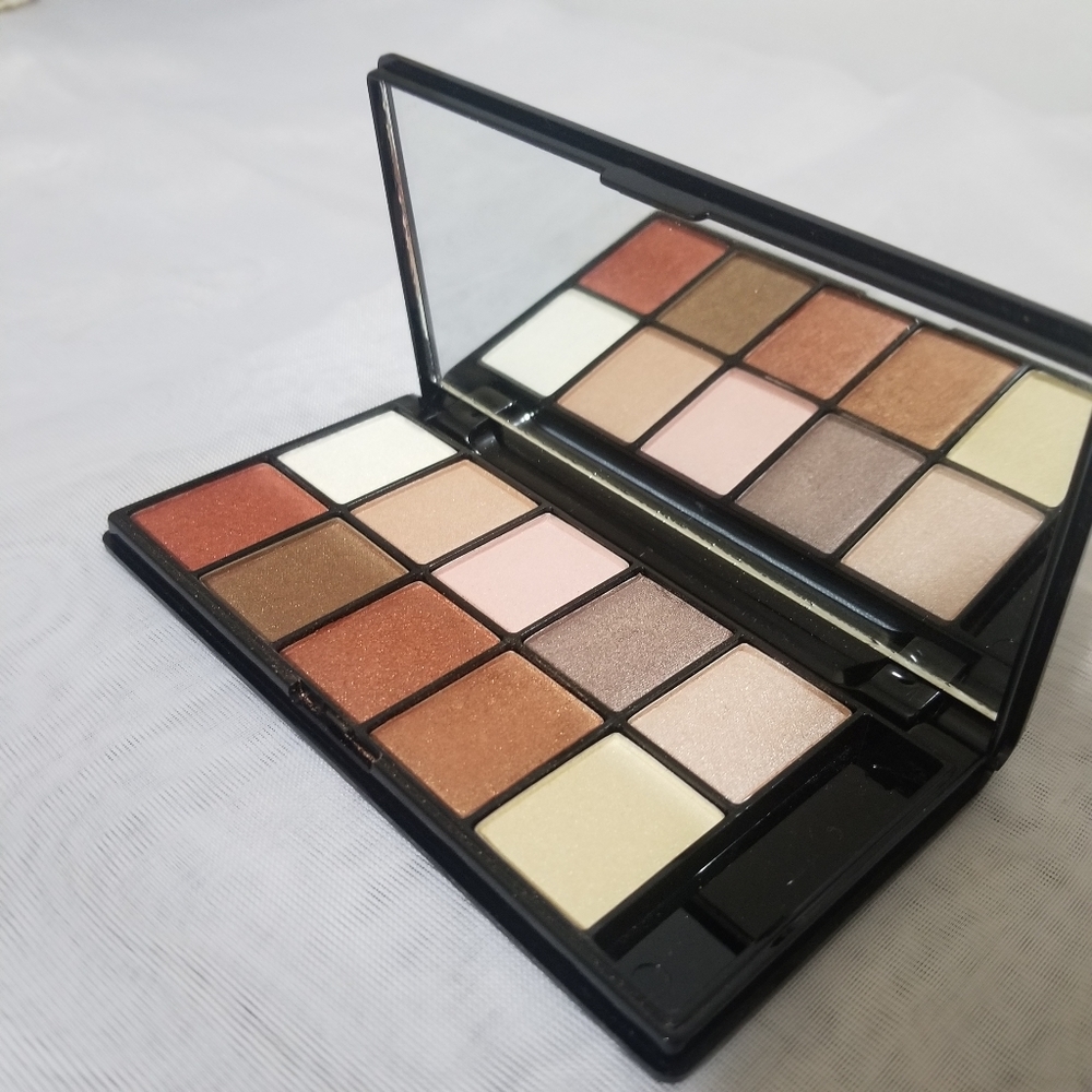 Romance NYX The Runway Collection